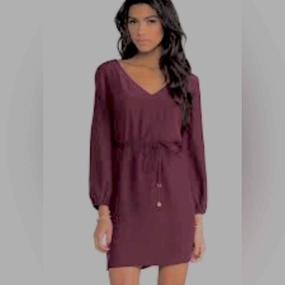 VERA MODA women’s dress. Burgundy. Roll up sleeve. Drawstring belted waist.Lined